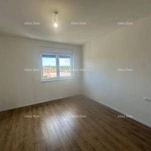 Tar – Vabriga | Moderan dvoetažni stan s impresivnom krovnom terasom od 110 m²