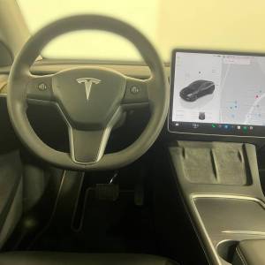 Tesla Model Y LONG RANGE DUAL MOTOR - 3 godine jamstva