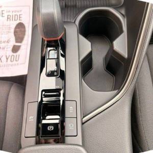 Toyota C-HR 1.8 Aut. Black&White 140 KS, LED+ACC+KAM+GR SJED+VIRT+PARK