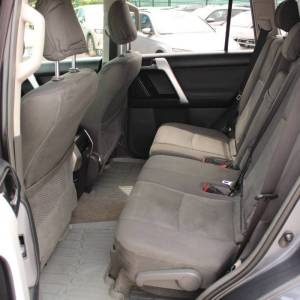 Toyota Land Cruiser 3.0 D-4D AUTOMATIK 7 sjedala
