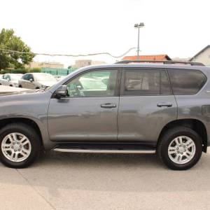 Toyota Land Cruiser 3.0 D-4D AUTOMATIK 7 sjedala