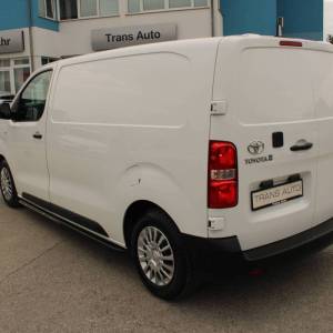 Toyota Proace 1.5D Business *NAVIGACIJA*