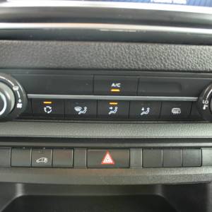 Toyota Proace 1.5D Business *NAVIGACIJA*