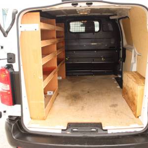 Toyota Proace 1.5D Business *NAVIGACIJA*