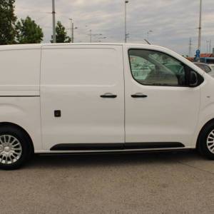 Toyota Proace 1.5D Business *NAVIGACIJA*