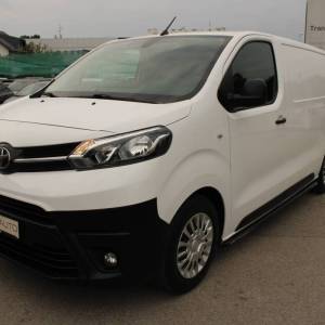 Toyota Proace 1.5D Business *NAVIGACIJA*