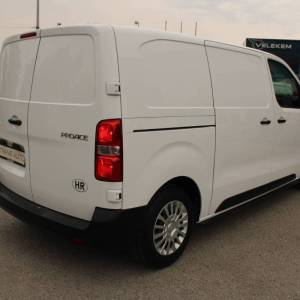 Toyota Proace 1.5D Business *NAVIGACIJA*