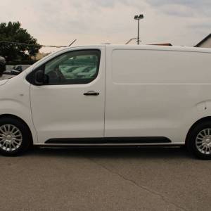 Toyota Proace 1.5D Business *NAVIGACIJA*