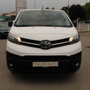 Toyota Proace 1.5D Business *NAVIGACIJA*