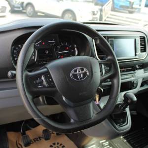 Toyota Proace 1.5D Business *NAVIGACIJA*
