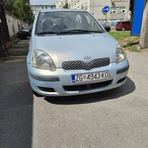 Toyota Yaris 1,0 VVT-i
