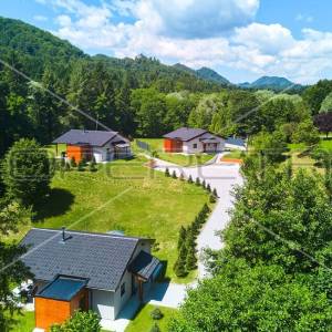 TRAKOŠĆAN – INVESTICIJA, 3 KUĆE ZA TURISTIČKI NAJAM