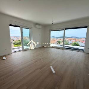 Tribunj,novi 3-soban apartman 86m2 s panoramskim pogledom na more