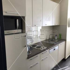 TRNJE, SAVICA, MODERNI POSLOVNI PROSTORI 705 m2 SA VLASTITIM PARKIRALIŠTEM, INVE