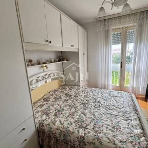 Trogir/Dvosoban stan na trećem katu