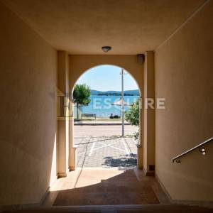 TURANJ - Jednosoban apartman 1. red do mora - 45m2