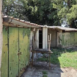 VALTURA – Građevinska parcela s kućom i projektom za novu gradnju!