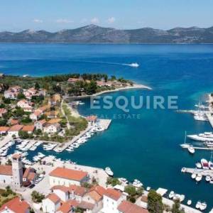 Veli Iž - Građevinsko zemljište od 1.534m2 sa predivnim pogledom