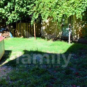 VEOMA RENTABILNA KUĆA SA BAZENOM