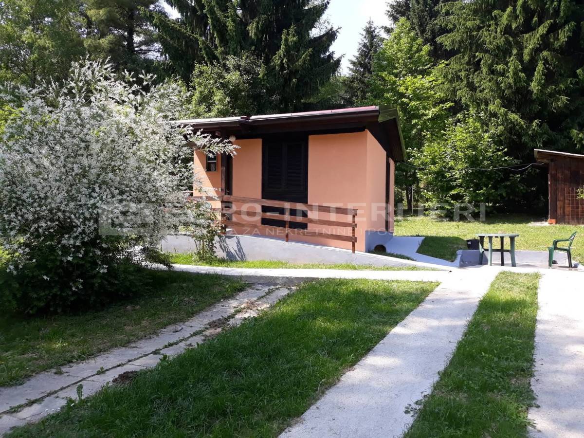 Vikendica Podgarić, Marles kućica 25 m², renovirano - BEZ PROVIZIJE!