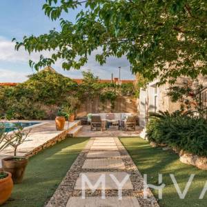 Vila sa Bazenom u Vrbanju