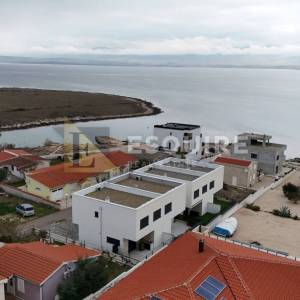 VIR - Dvojna kuća 90m od mora, novogradnja - 118m2