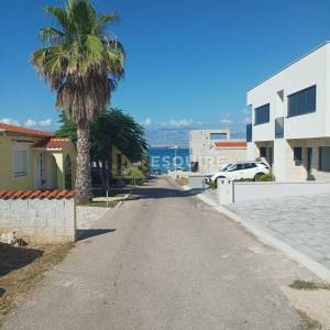 VIR - Dvojna kuća 90m od mora, novogradnja - 118m2