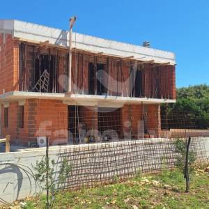 VISOKOISPLATIVA VILA SA POGLEDOM NA MORE NA MIRNOJ LOKACIJI