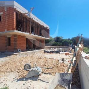 VISOKOISPLATIVA VILA SA POGLEDOM NA MORE NA MIRNOJ LOKACIJI