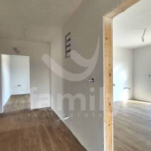 VISOKOKVALITETNA MODERNA VILA SA BAZENOM