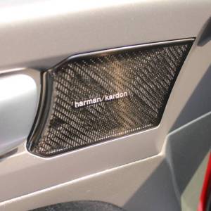 Volvo Xc40 T3 AUTOMATIK R-Design *HARMAN/KARDON, NAVIGACIJA, KAMERA, LED*