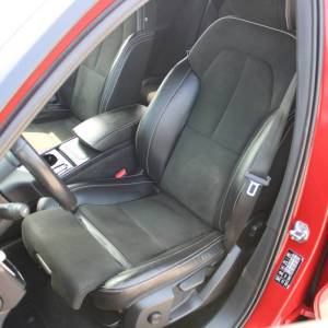 Volvo Xc40 T3 AUTOMATIK R-Design *HARMAN/KARDON, NAVIGACIJA, KAMERA, LED*