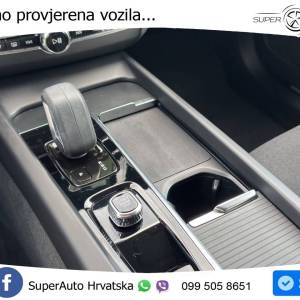 Volvo XC60 2.0d B4 Aut. Momentum Pro 197 KS, LED+GR SJED+VIRT+ASIST