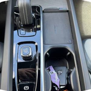 Volvo XC60 2.0d B4 AWD Aut. R Design 197 KS, ACC+KAM+LED+4xGR SJED+VIRT+ASIST