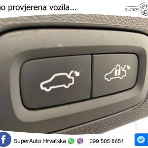 Volvo XC60 2.0d B4 AWD Aut. Sport Design 197 KS, KAM+LED+4xGR SJED+NAVI+ASIST