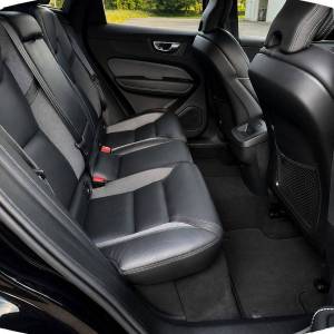 Volvo XC60 2.0d B4 AWD Aut. Plus Dark 197 KS, ACC+KAM+4xGR SJED+VIRT+NAVI+ASIST
