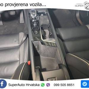 Volvo XC60 2.0d B4 AWD Aut. Plus Dark 197 KS, ACC+360+4xGR SJED+PANO+VIRT+ASIST