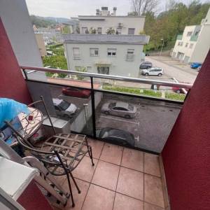 Vrapče, dvosobni stan s balkonom, vanjsko parkirno mjesto, 36m2