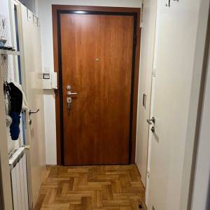 Vrapče, dvosobni stan s balkonom, vanjsko parkirno mjesto, 36m2