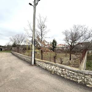 VRSI - Građevinsko zemljište - 788m2