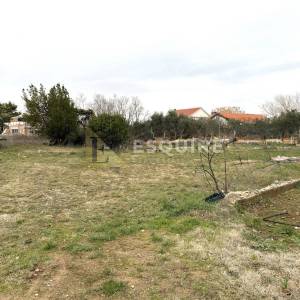 VRSI - Građevinsko zemljište - 1711m2