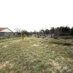 VRSI - Građevinsko zemljište - 1711m2