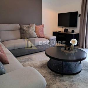 Vrsi - moderna vila od 170 m2 s bazenom!!