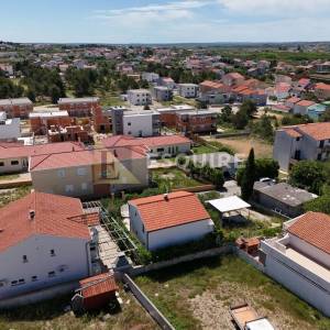 VRSI - Samostojeća katnica sa dvije stambene jedinice - 250m2
