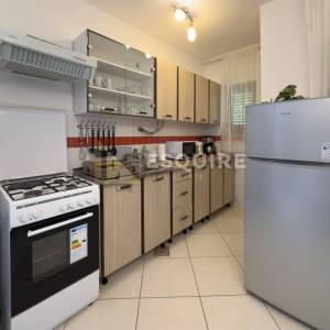 VRSI - Samostojeća katnica sa dvije stambene jedinice - 250m2