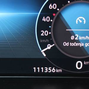 VW Caddy Maxi 2.0 TDi DSG *NAVIGACIJA, KAMERA*