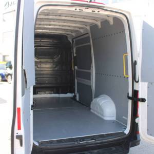 VW Crafter 2.0 TDi L3H3 140KS - redizajn