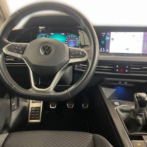 VW Golf 8 2.0 BMT LIFE
