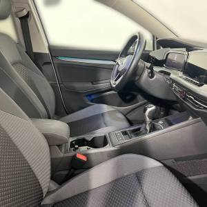 VW Golf 8 2.0 BMT LIFE
