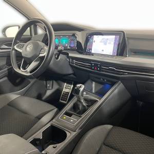 VW Golf 8 2.0 BMT LIFE